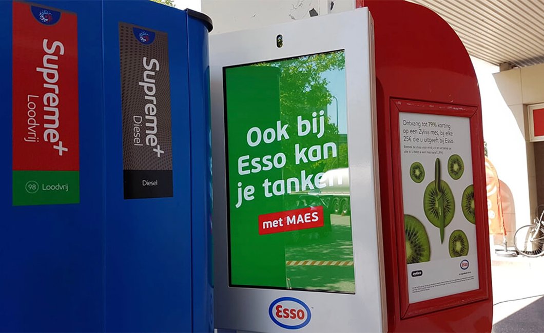 Installatie Petrol Displays Esso/Maes in België